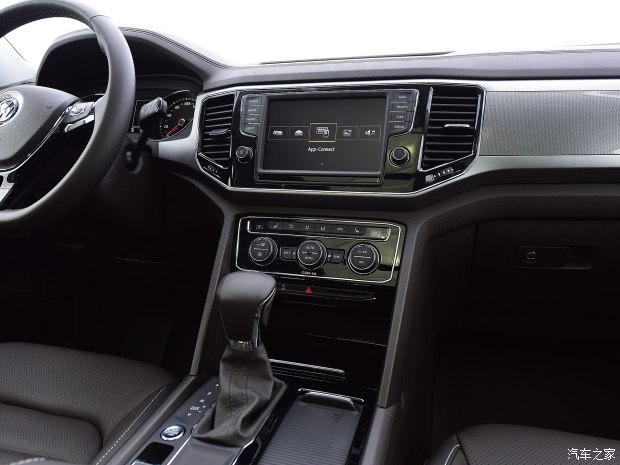 上汽大眾 途昂 2017款 330TSI 兩驅(qū)豪華版 上汽大眾 途昂 2017款 330TSI 兩驅(qū)豪華版